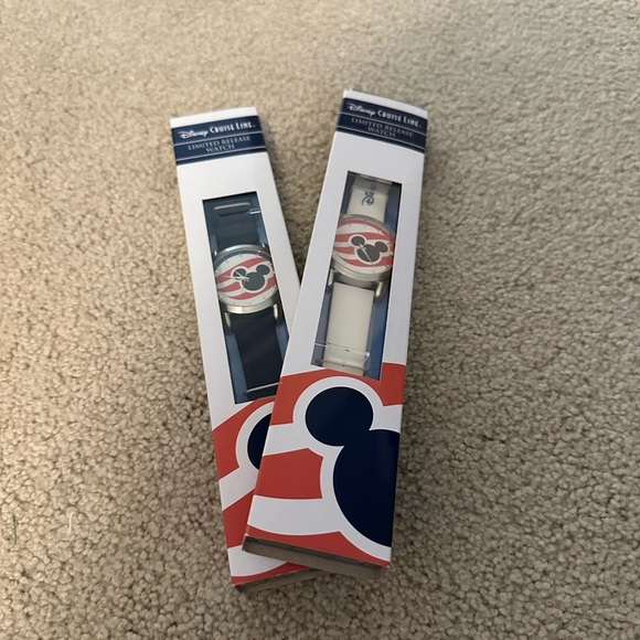 Disney Cruise Line Watches - Picture 4 of 14